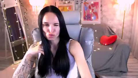 Snapshot of nicolemerz chatting on June 18, 2026, 3:38 pm Nicole online show from June 18, 2026, 3:38 pm