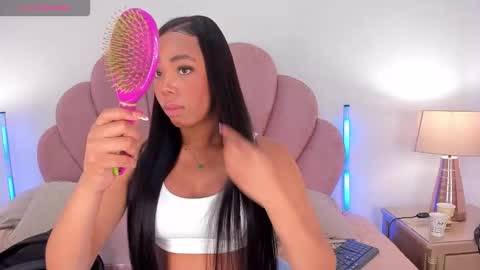 NICOLE online show from February 12, 2026, 1:28 pm