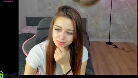 NicoleRossss online show from August 2, 2026, 2:10 am