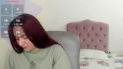 Snapshot of nicoll_crazzy chatting on February 4, 2026, 1:28 pm nicoll online show from February 4, 2026, 1:28 pm