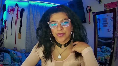 Snapshot of nicoll_williams420 chatting on February 3, 2025, 5:29 am Nicoll Williams online show from February 3, 2025, 5:29 am