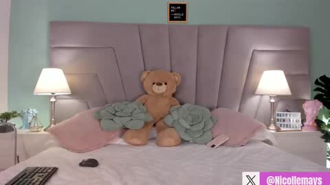 Nicolle Mays online show from February 10, 2025, 5:19 pm