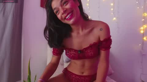 Nicolle online show from May 20, 2026, 10:54 am