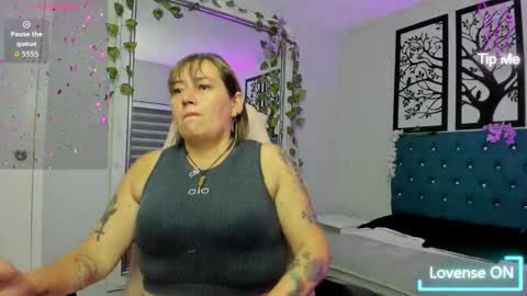 Daniela aponte online show from February 25, 2026, 11:42 am