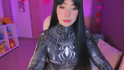 Snapshot of nicollemeyer chatting on April 30, 2026, 6:53 am Nicolle Go to Visit online show from April 30, 2026, 6:53 am