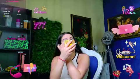 Nicolle online show from July 23, 2026, 7:17 am