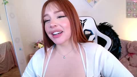 Snapshot of nicolthompsonn chatting on January 23, 2025, 12:46 am Nicol online show from January 23, 2025, 12:46 am