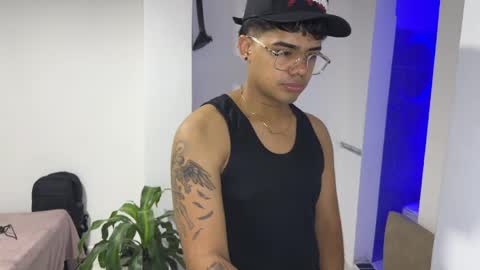 Snapshot of nicvelez22 chatting on April 11, 2026, 5:34 am nicvelez22 online show from April 11, 2026, 5:34 am