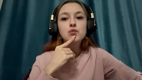 Snapshot of nidadingson chatting on November 11, 2025, 1:11 pm Jenny online show from November 11, 2025, 1:11 pm