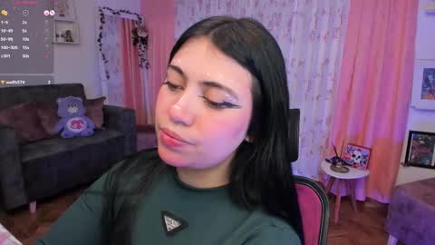      900   300   online show from December 23, 2025, 4:54 am