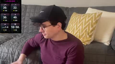 Snapshot of nigelhart chatting on December 17, 2024, 4:32 pm Nigel Hart online show from December 17, 2024, 4:32 pm