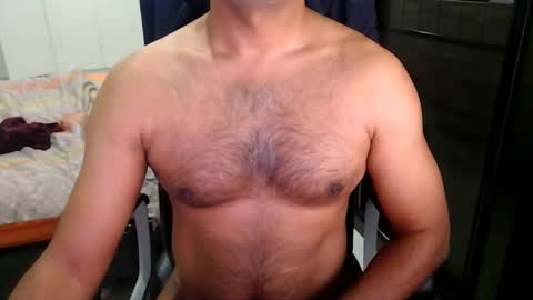 Snapshot of night_rider09711 chatting on December 28, 2024, 8:36 pm night_rider09711 online show from December 28, 2024, 8:36 pm