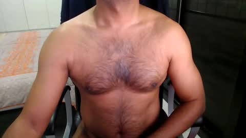 Snapshot of night_rider09711 chatting on February 5, 2025, 9:50 pm night_rider09711 online show from February 5, 2025, 9:50 pm