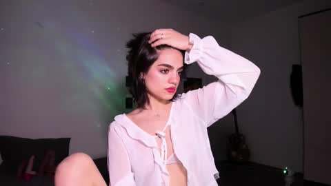 Daisy online show from December 17, 2025, 1:06 pm