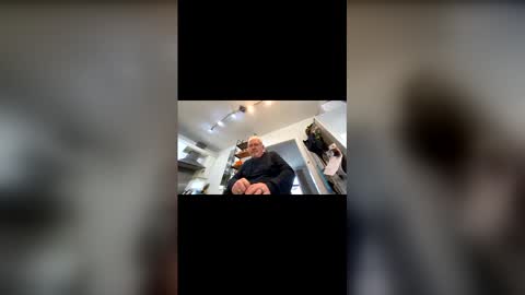 Snapshot of nighthawk150086 chatting on November 24, 2025, 10:15 am nighthawk150086 online show from November 24, 2025, 10:15 am