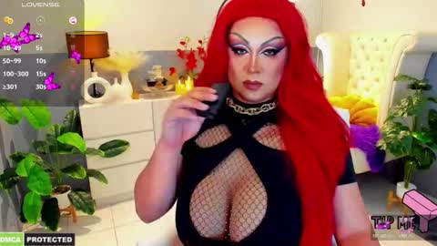 Natalia online show from November 25, 2025, 7:52 am