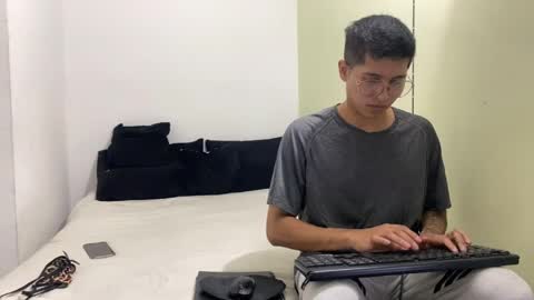 Night Scorpion online show from April 11, 2026, 1:21 am