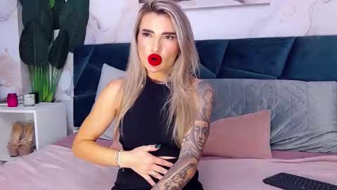 Iris online show from October 9, 2025, 8:56 am