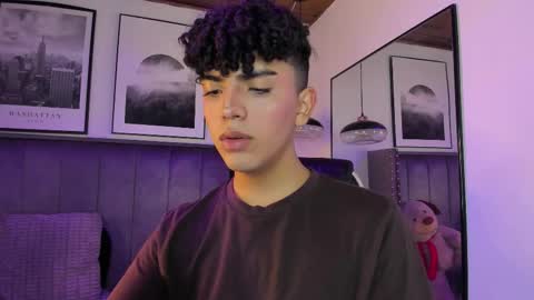 Snapshot of niick_twink chatting on October 16, 2025, 8:21 pm niick_twink online show from October 16, 2025, 8:21 pm