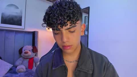 Snapshot of niick_twink chatting on November 1, 2025, 8:11 pm niick_twink online show from November 1, 2025, 8:11 pm