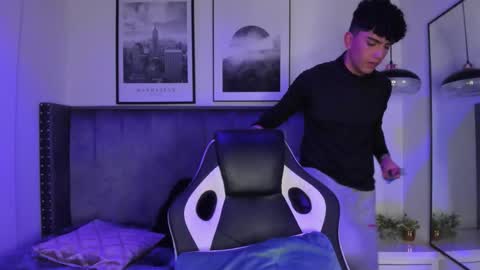 Snapshot of niick_twink chatting on November 5, 2025, 8:20 pm niick_twink online show from November 5, 2025, 8:20 pm