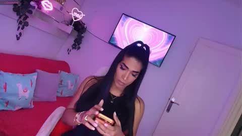 Snapshot of niickylovee chatting on January 18, 2026, 6:34 pm Nicolle Bustamante online show from January 18, 2026, 6:34 pm