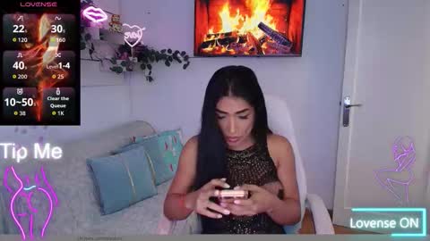 Snapshot of niickylovee chatting on February 11, 2026, 5:40 pm Nicolle Bustamante online show from February 11, 2026, 5:40 pm