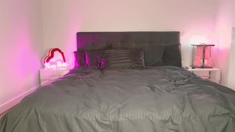 Snapshot of niinarosee1 chatting on February 8, 2025, 7:27 pm Niinarosee online show from February 8, 2025, 7:27 pm