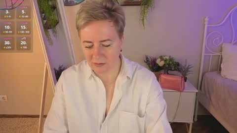 Nika online show from May 17, 2026, 5:27 am