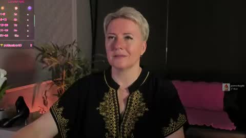 Nika online show from June 28, 2026, 5:13 am