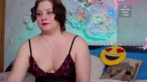 Snapshot of nikafairy chatting on January 22, 2025, 12:17 pm LovellyNika online show from January 22, 2025, 12:17 pm