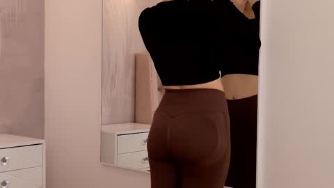 Nika online show from February 5, 2026, 2:49 am