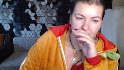 Nika online show from December 16, 2025, 5:01 am