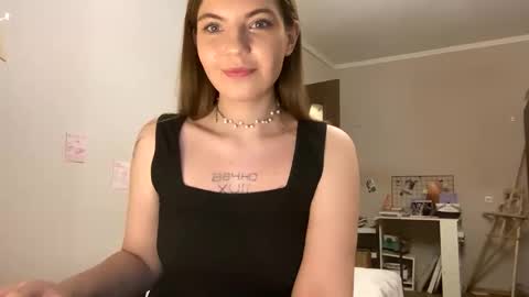 nikastardust online show from January 31, 2025, 1:33 am