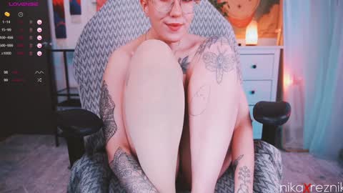 Snapshot of nikaxreznik chatting on January 16, 2025, 10:10 am Nika online show from January 16, 2025, 10:10 am