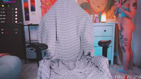 Snapshot of nikaxreznik chatting on February 24, 2025, 3:09 pm Nika online show from February 24, 2025, 3:09 pm