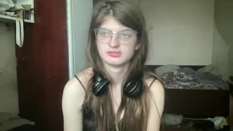 Snapshot of nikaxzimax chatting on November 5, 2025, 10:26 am NikaXZimax online show from November 5, 2025, 10:26 am