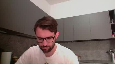 Nik Jay online show from April 7, 2026, 7:09 am