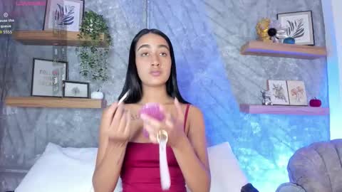    online show from December 14, 2025, 7:18 pm