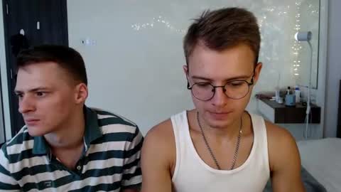 nikikerry_cum_ online show from June 25, 2026, 2:00 am