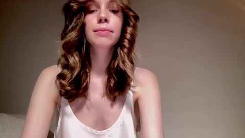 Snapshot of nikki_mi chatting on December 20, 2024, 1:43 pm Nikki online show from December 20, 2024, 1:43 pm