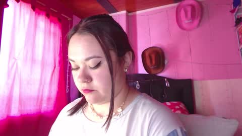 Snapshot of nikkirous_ chatting on February 12, 2026, 2:45 pm Nikkirous online show from February 12, 2026, 2:45 pm