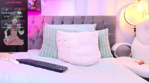 Nikita online show from February 17, 2026, 8:37 pm