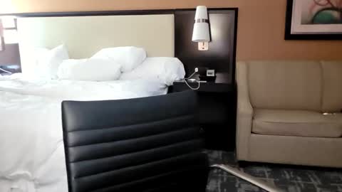 Snapshot of nikkithickumss chatting on April 1, 2026, 11:44 am nikkithickumss online show from April 1, 2026, 11:44 am