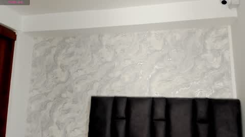 nikky__1 online show from July 4, 2026, 11:00 pm