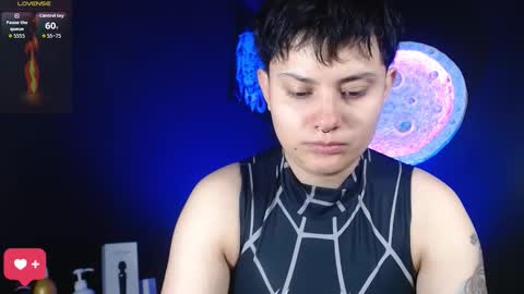 Snapshot of nikky_tomboy444 chatting on September 30, 2025, 1:49 pm Nikky online show from September 30, 2025, 1:49 pm