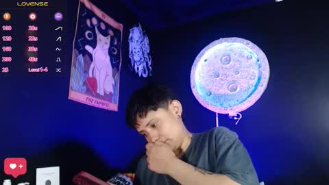 Snapshot of nikky_tomboy444 chatting on January 8, 2026, 1:24 pm Nikky online show from January 8, 2026, 1:24 pm