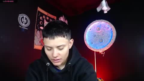 Nikky online show from June 30, 2026, 1:23 pm