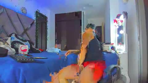 Snapshot of niko_milk chatting on January 14, 2026, 1:22 am niko_milk online show from January 14, 2026, 1:22 am