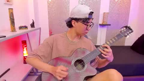    online show from October 9, 2025, 5:05 am